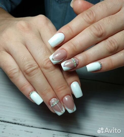 Мастер маникюра и педикюра