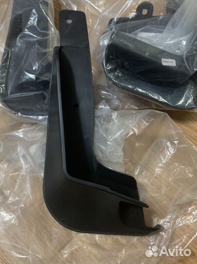 Брызговики toyota corolla 180