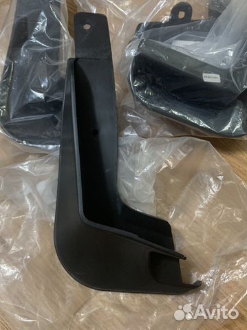 Брызговики toyota corolla 180