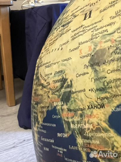 Глобус сенсорный с горами