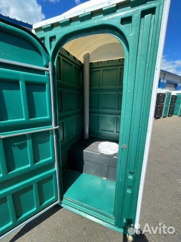 Туалетная кабина (биотуалет) для дачи