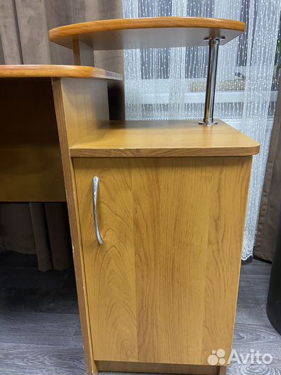 Компьютерный стол