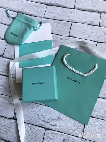 Коробка Tiffany для кольца