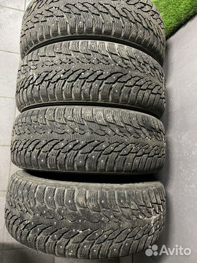 Nokian Tyres Hakkapeliitta 9 SUV 235/55 R19 120V