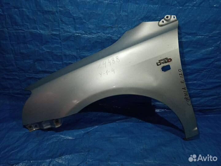 Крыло переднее левое Toyota Avensis 2 2002-2010