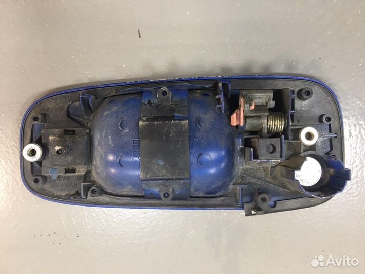 Ручка двери правая Impreza gg3