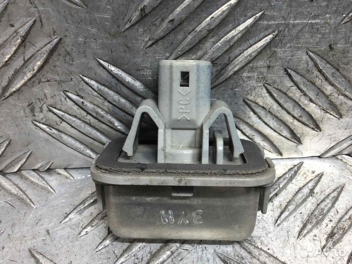 Подсветка номера Mazda 6 13061971 LF