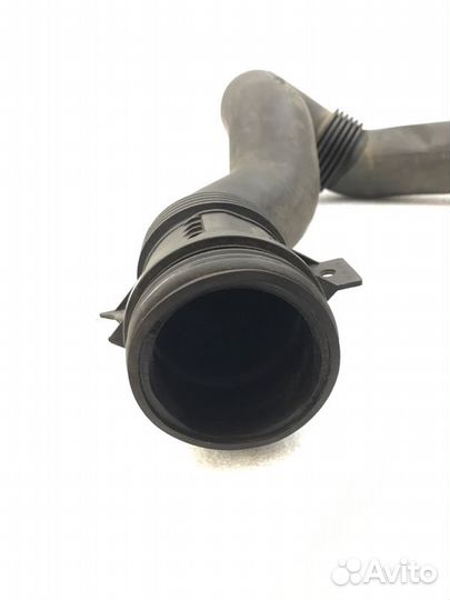 Патрубок воздушного фильтра Land Rover Discovery 3