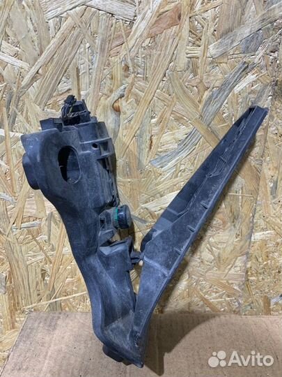 Педаль газа Volkswagen Golf 5 2003-2009