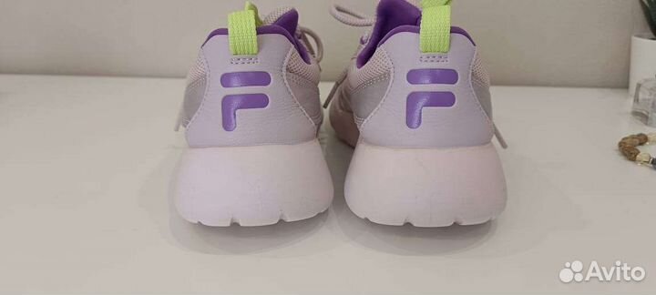 Кроссовки для девочки