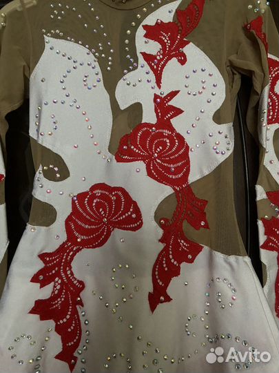 Купальник для художественной гимнастики