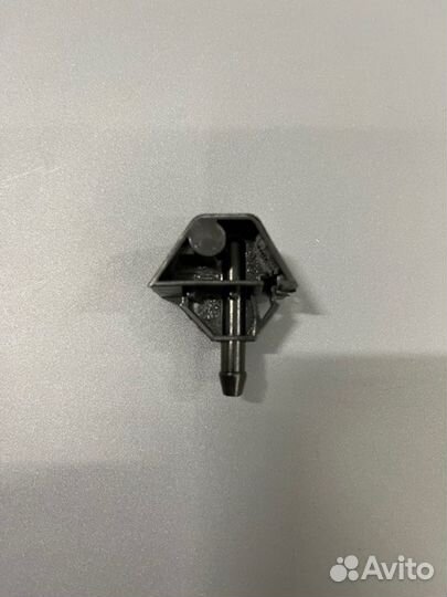 Форсунка омывателя лобового стекла nissan qashqai