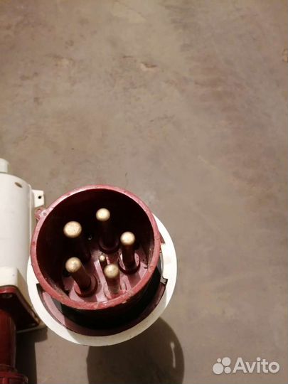 Разъёмы для кабеля 380в