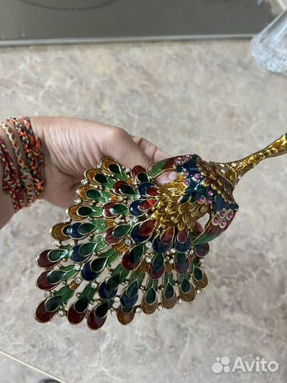 Сувенир статуэтка