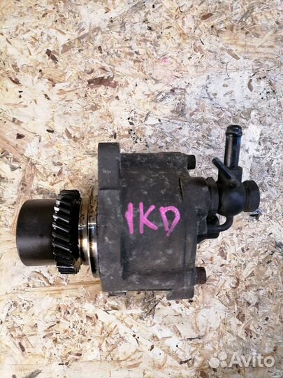 Вакуумный насос Toyota Hiace H200-FVT 3.0