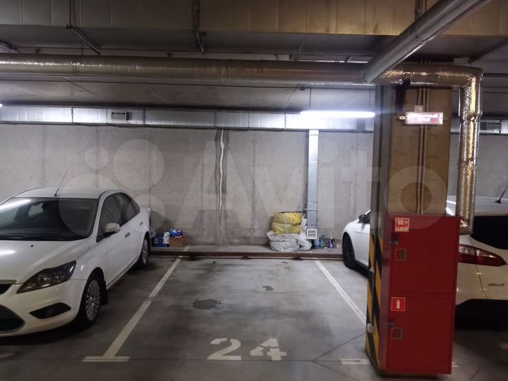 Машиноместо, 16 м²
