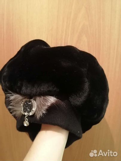 Берет женский новый