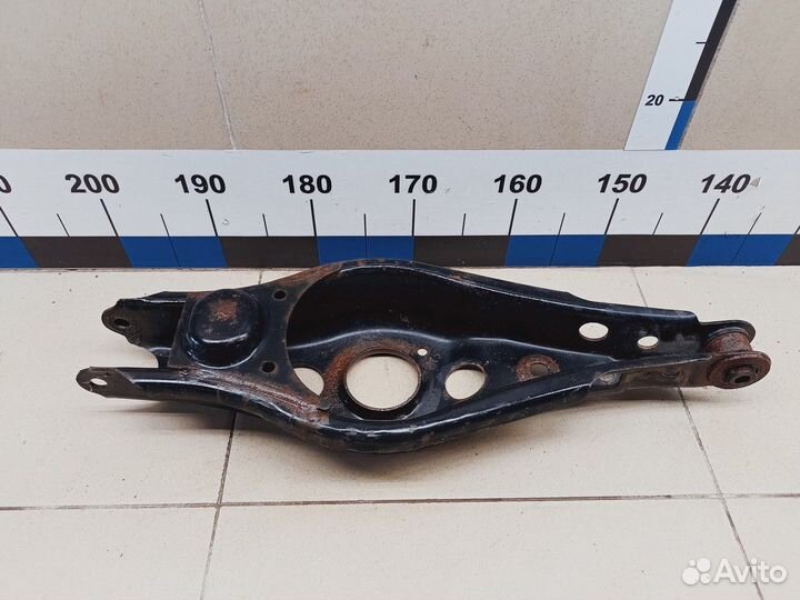 Рычаг задний поперечный левый RAV 4 2013