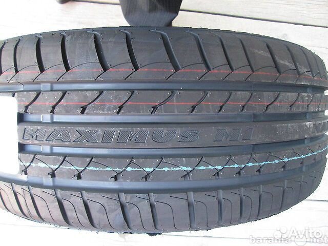 Maxtrek Maximus M1 265/30 R19