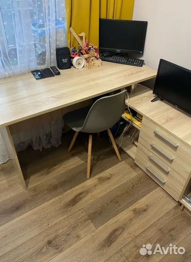 Стол угловой компьютерный новый от производителя