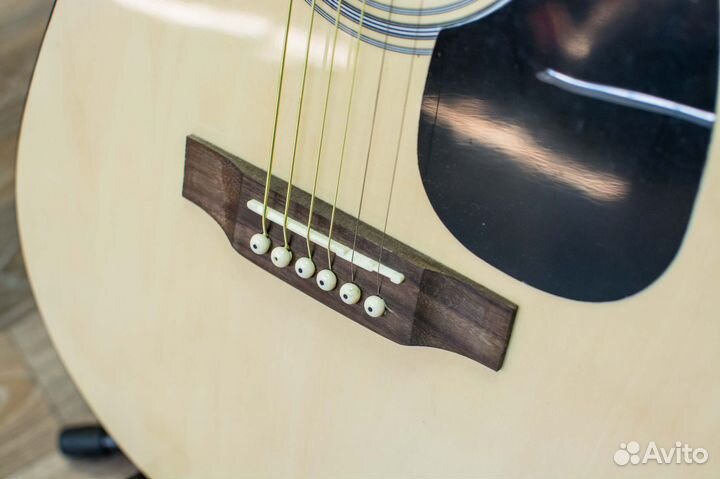 Акустическая гитара Martinez + Аксессуары