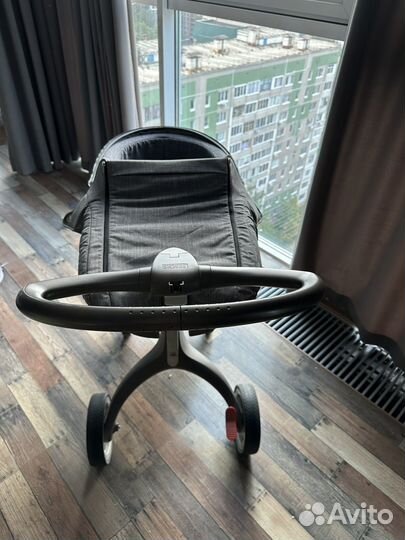 Коляска stokke xplory v4 2 в 1 в хорошем состоянии