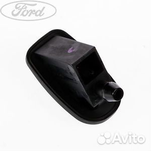 Ford Focus форсунка омывателя лобового стекла