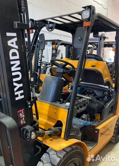 Вилочный погрузчик Hyundai 25DE-7, 2023