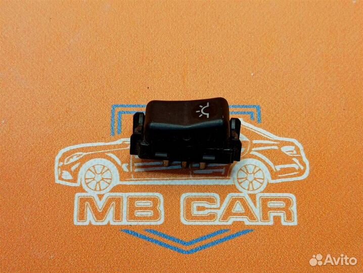 Кнопка w124 E-class 102.982