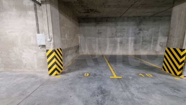 Машиноместо, 13 м²