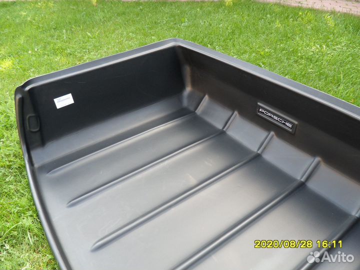 Поддон с высокими бортами в багажник Порше Кайен