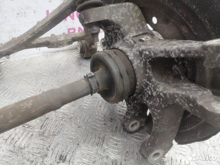 Кулак задний правый Jaguar Xf CC9 AJ30 2011