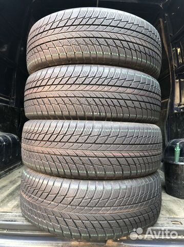 Bridgestone Blizzak LM-001 225/60 R18 104H