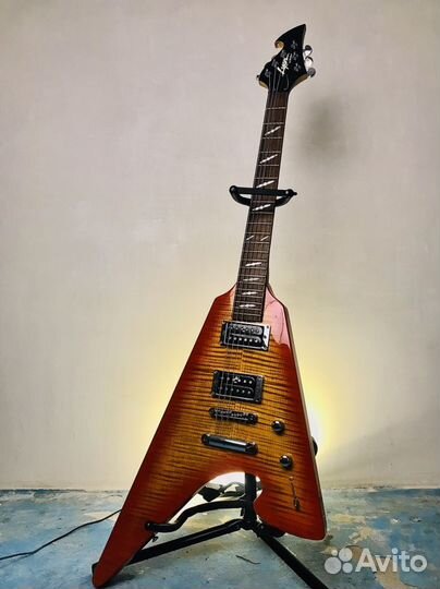 Washburn by Lyon lpt80 flying V