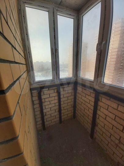 2-к. квартира, 60 м², 18/22 эт.