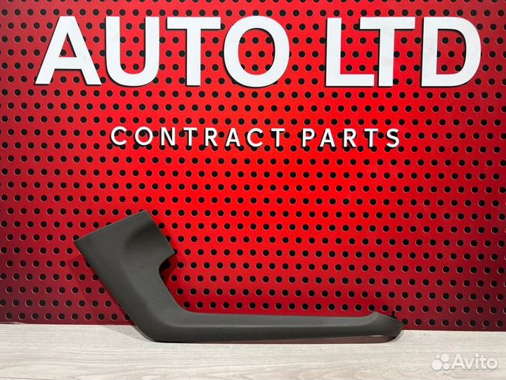 Накладка декоративная на торпедо Porsche Macan 95B