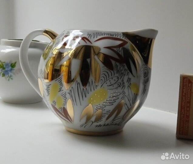 Молочники и тарелки лфз