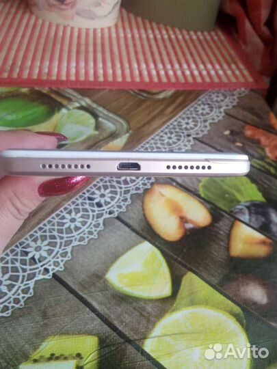 Телефон Xiaomi