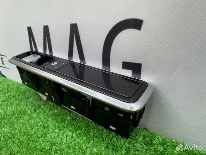 Кнопка стеклоподъемника Land Rover Range Rover