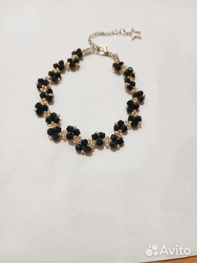 Браслеты из хрустальных бусин,ручной работы