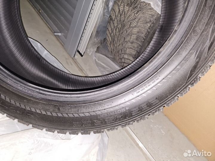 Nokian Tyres Hakkapeliitta R3 SUV 285/45 R22