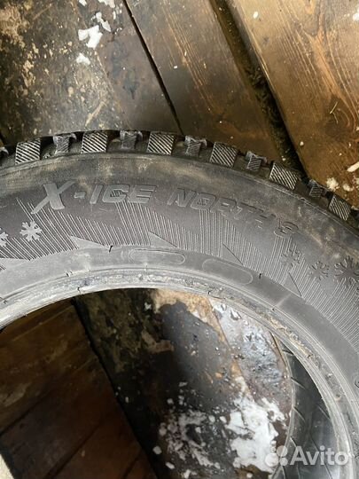 Michelin X-Ice North 3 215/65 R16