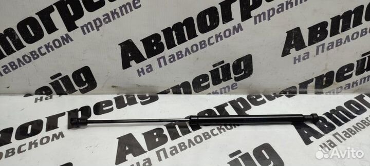 Амортизатор крышки багажника Volkswagen Passat Cc