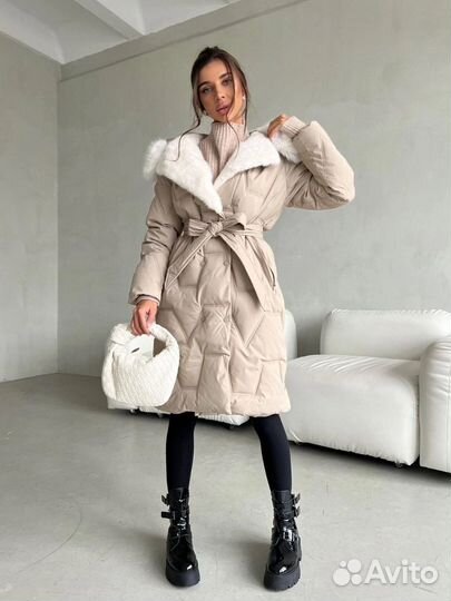 Пуховик женский зимний