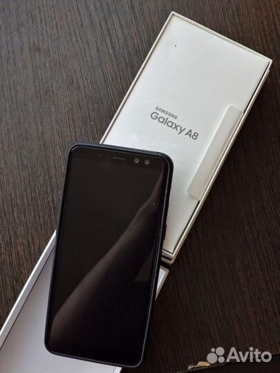 Samsung Galaxy A8 (2018), 4/32 ГБ