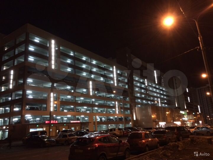 Машиноместо, 16 м²