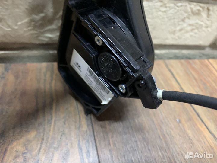 Hyundai Equus монитор автомагнитолы