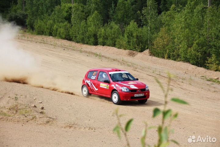 Renault Clio RS 2.0 МТ, 2003, 10 000 км