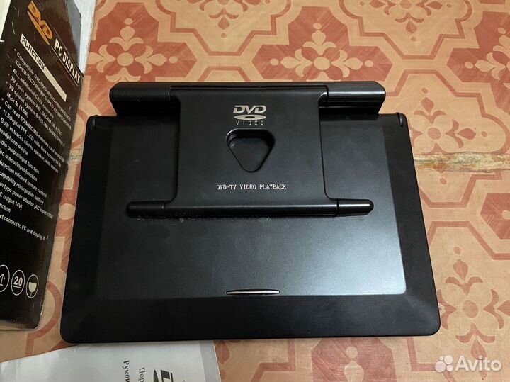 Портативный dvd плеер DNS-118T