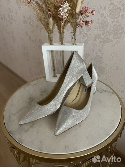 Туфли новые Manolo Blahnik разные цвета